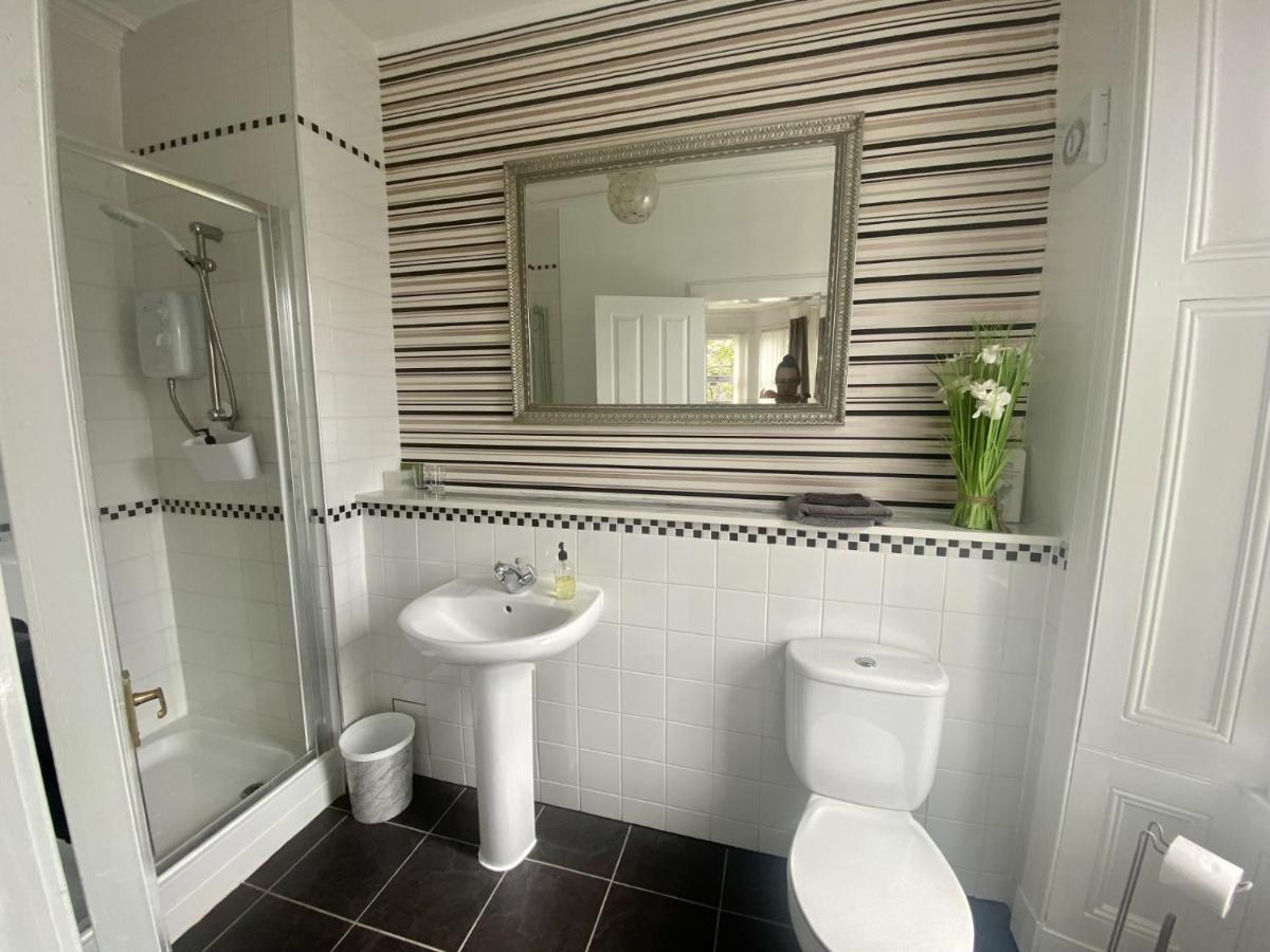 Large Twin Room